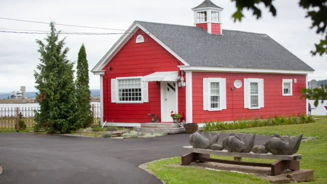 Valentina MacDonald – The Little Red Cottage